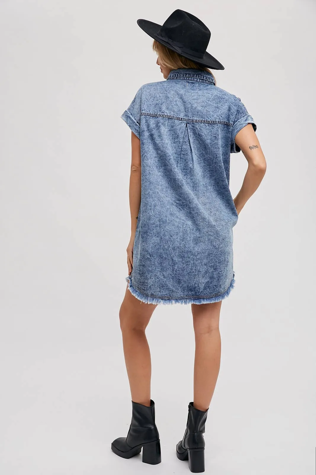 BLUIVY FRAYED HEM DENIM SHIRT DRESS