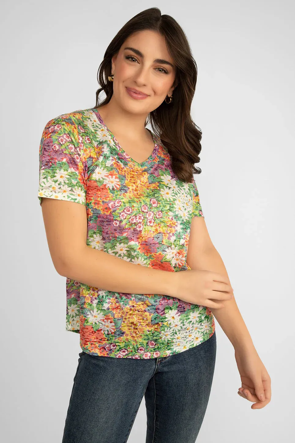 C.N 6957 V-Neck Floral T-Shirt