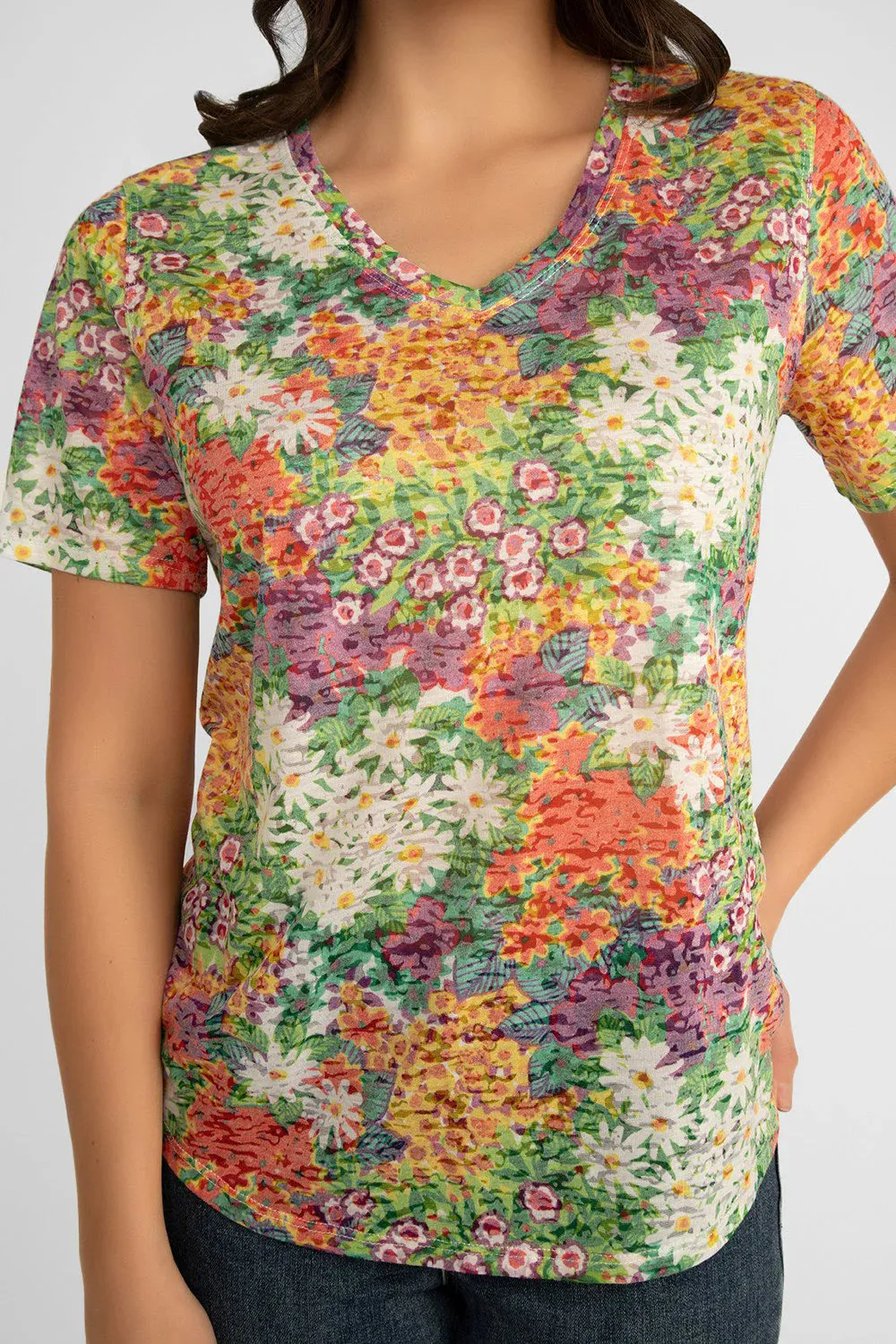 C.N 6957 V-Neck Floral T-Shirt