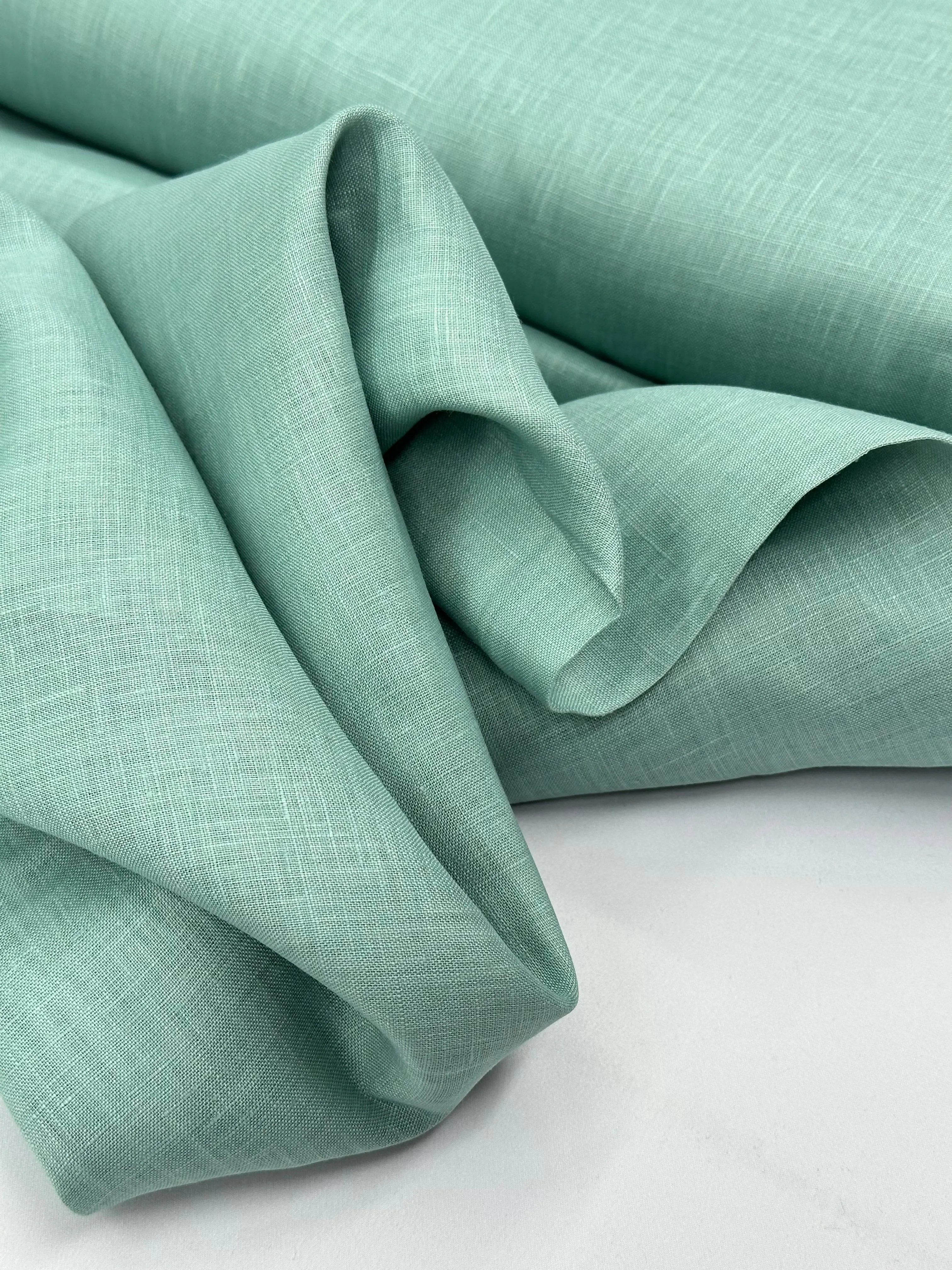 Irish Linen -DK Mint