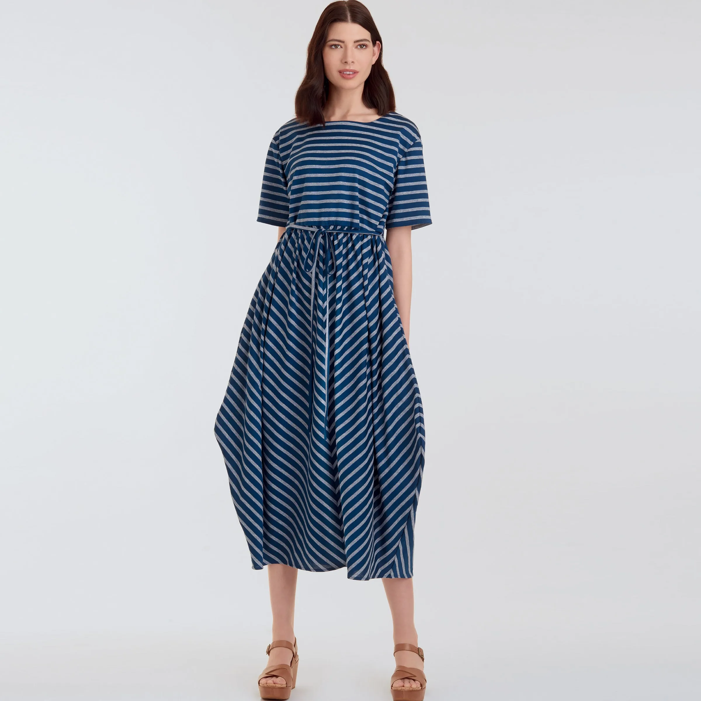 Simplicity Pattern 9140 Misses' Relaxed Pullover Dress